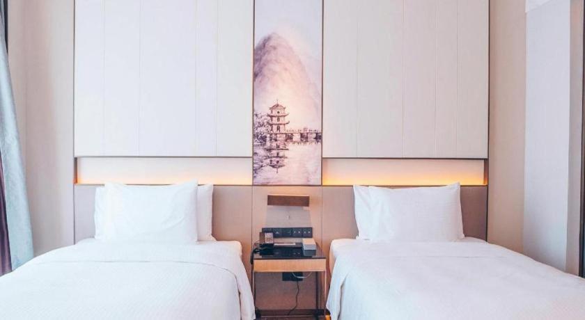 Wanda Jin Baise Hotel Extérieur photo