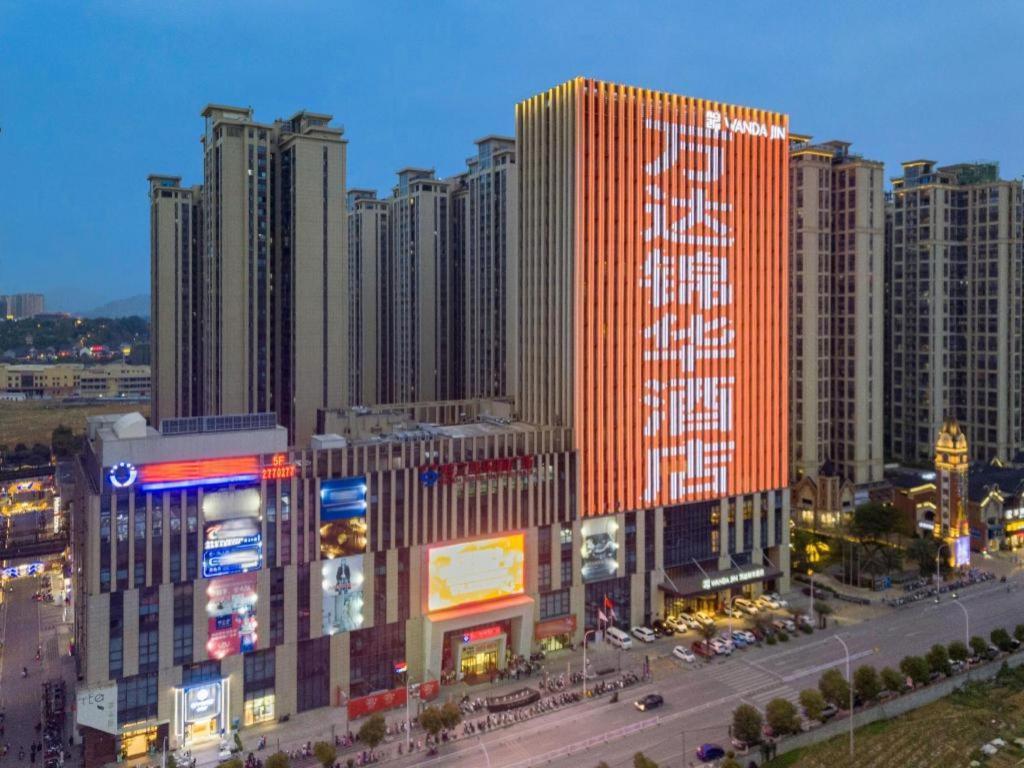 Wanda Jin Baise Hotel Extérieur photo